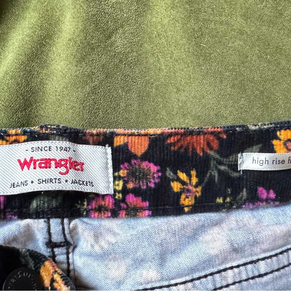Wrangler Black Floral Boot Cut Pants - Picture 5 of 10